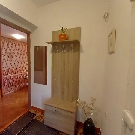 Apartment In Mit Garten Und Terrasse